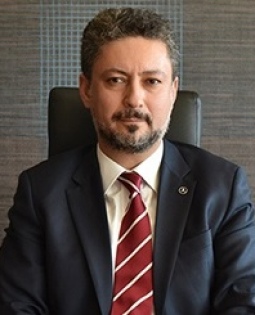 TURHAN ÖZEN