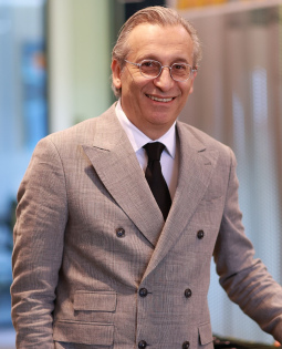 HAKAN YAMAN